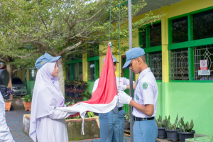 Edukasi kebersihan lingkungan menumbuhkan keimanan melalui tindakan bersih dan peduli alam