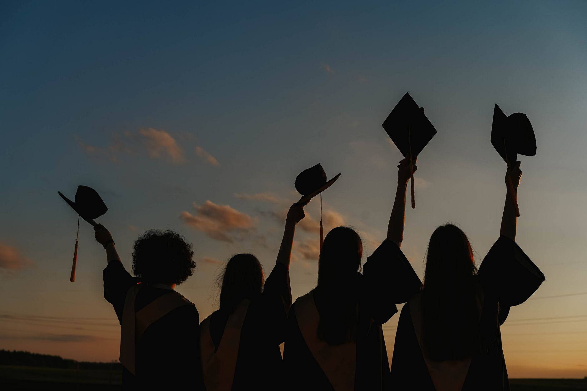 Kisah Inspiratif: Peran Alumni Sekolah dalam Pembangunan Almamater