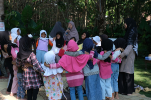 Strategi Membangun Toleransi Beragama Sejak Dini: Orangtua & Sekolah